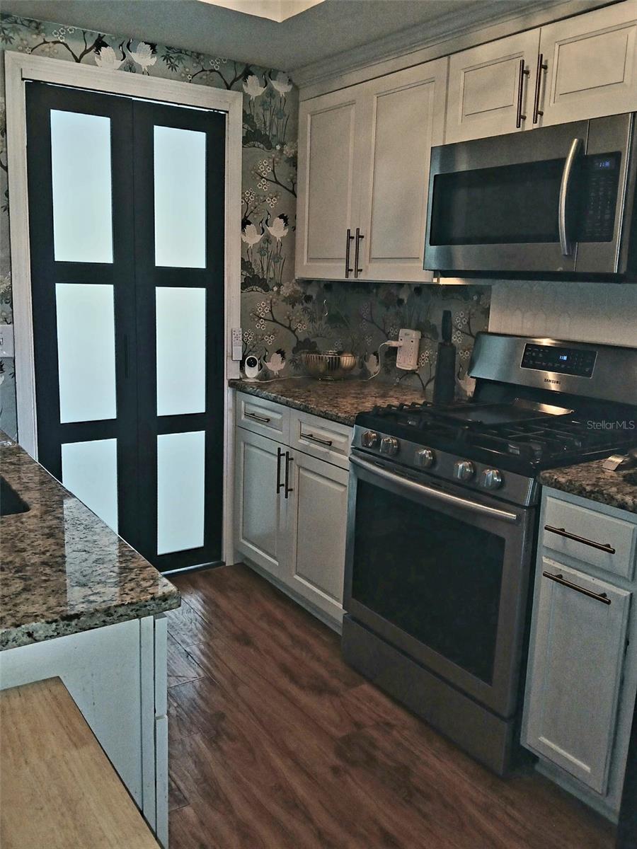 1900 59TH AVE N #312 — photo 4