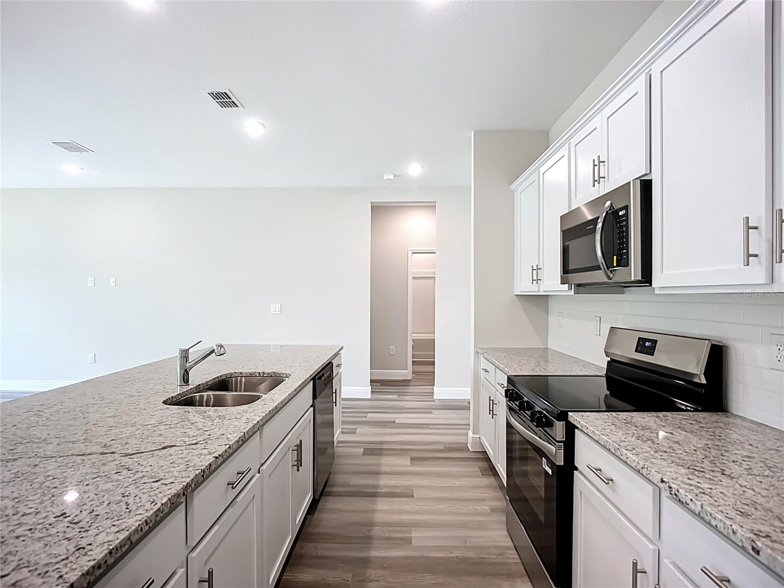 4446 LARATONDA RD — photo 21
