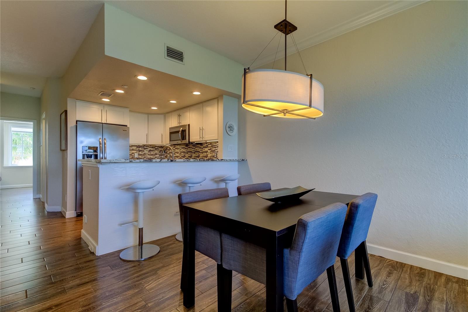 129 BRENT CIR — photo 10