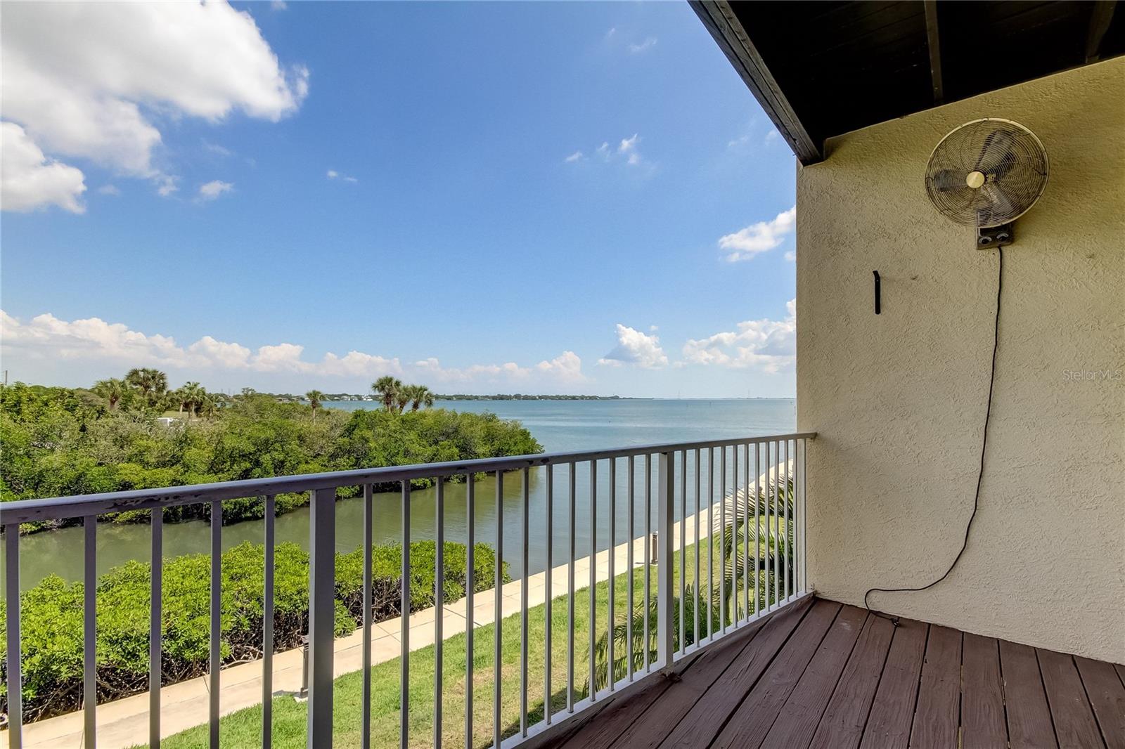 129 BRENT CIR — photo 44