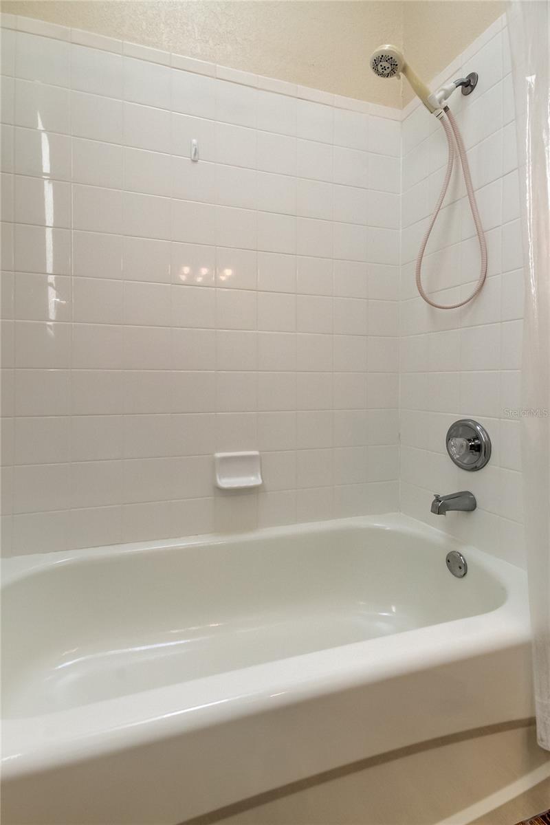 129 BRENT CIR — photo 35
