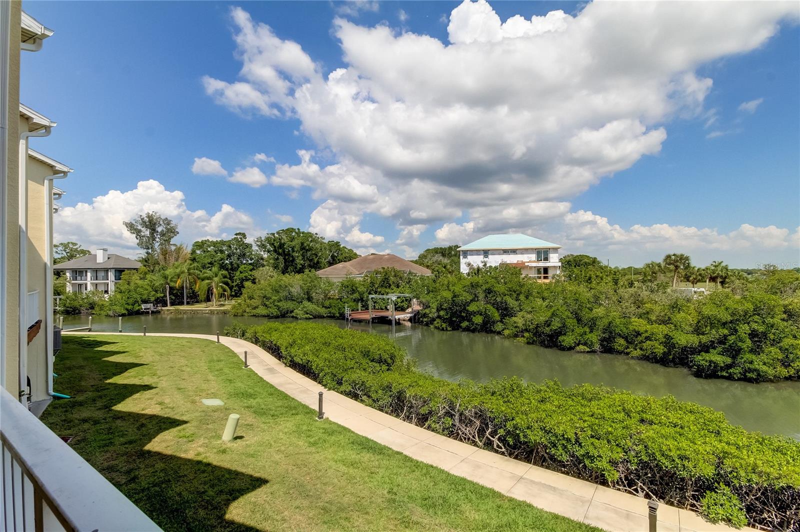 129 BRENT CIR — photo 46