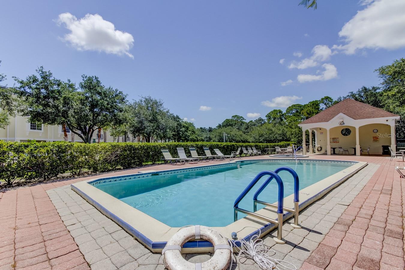 129 BRENT CIR — photo 3