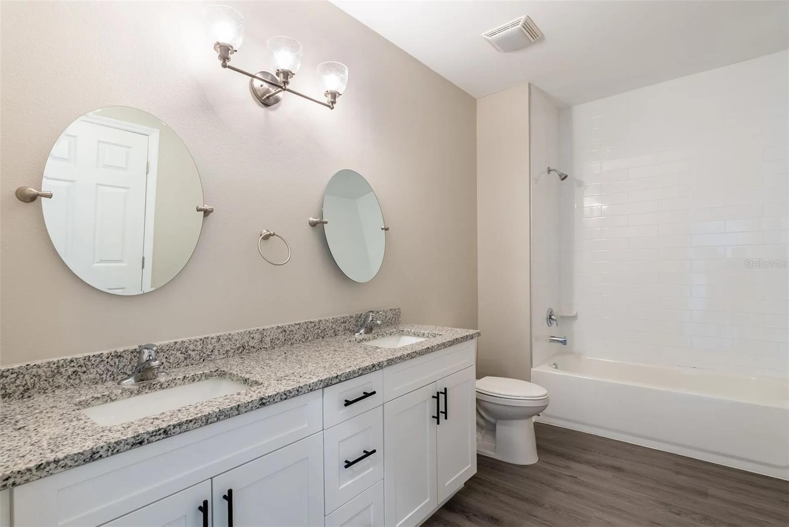 2101 SEBRING PL — photo 10