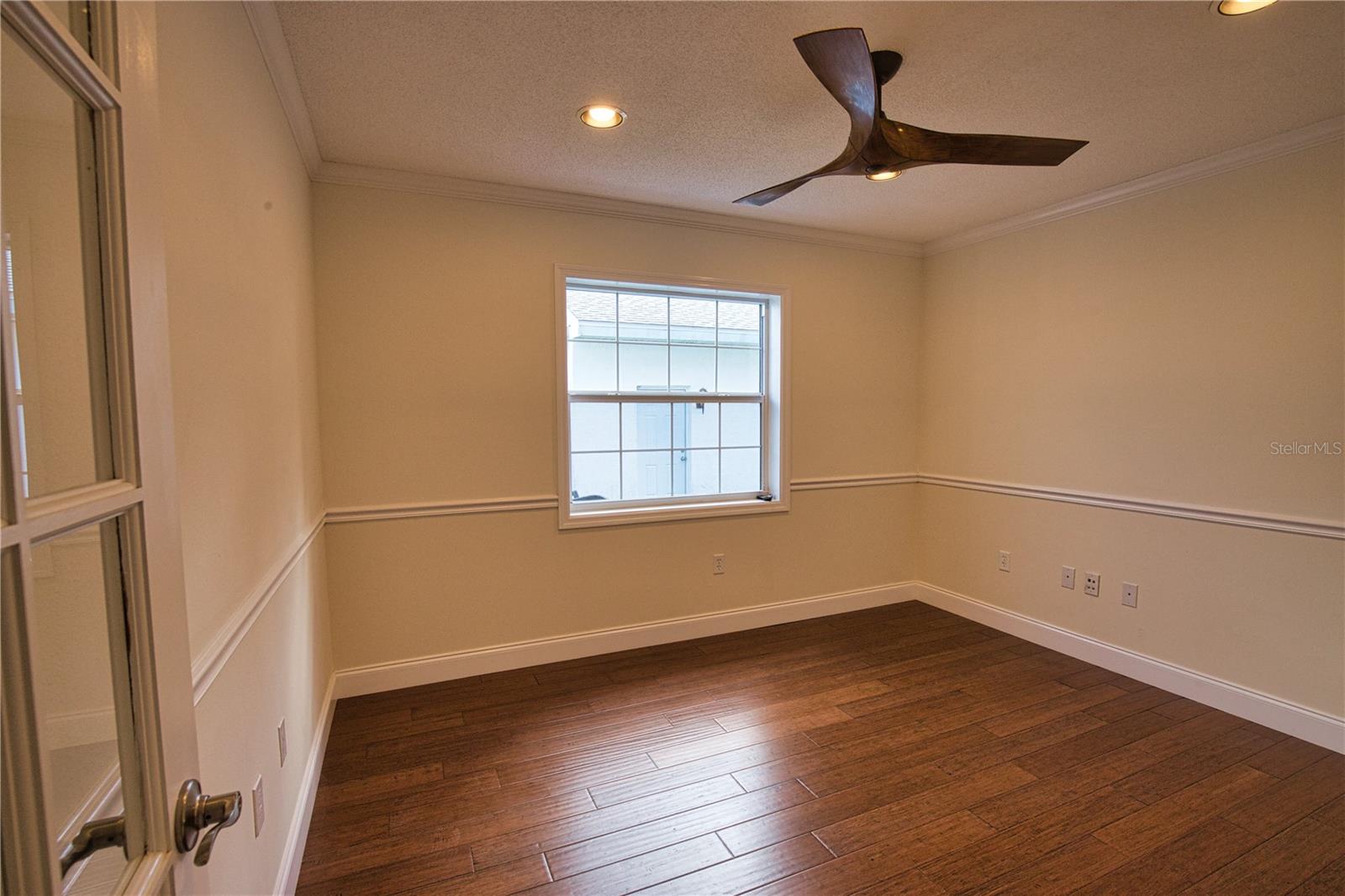 916 BAYSHORE DR — photo 43