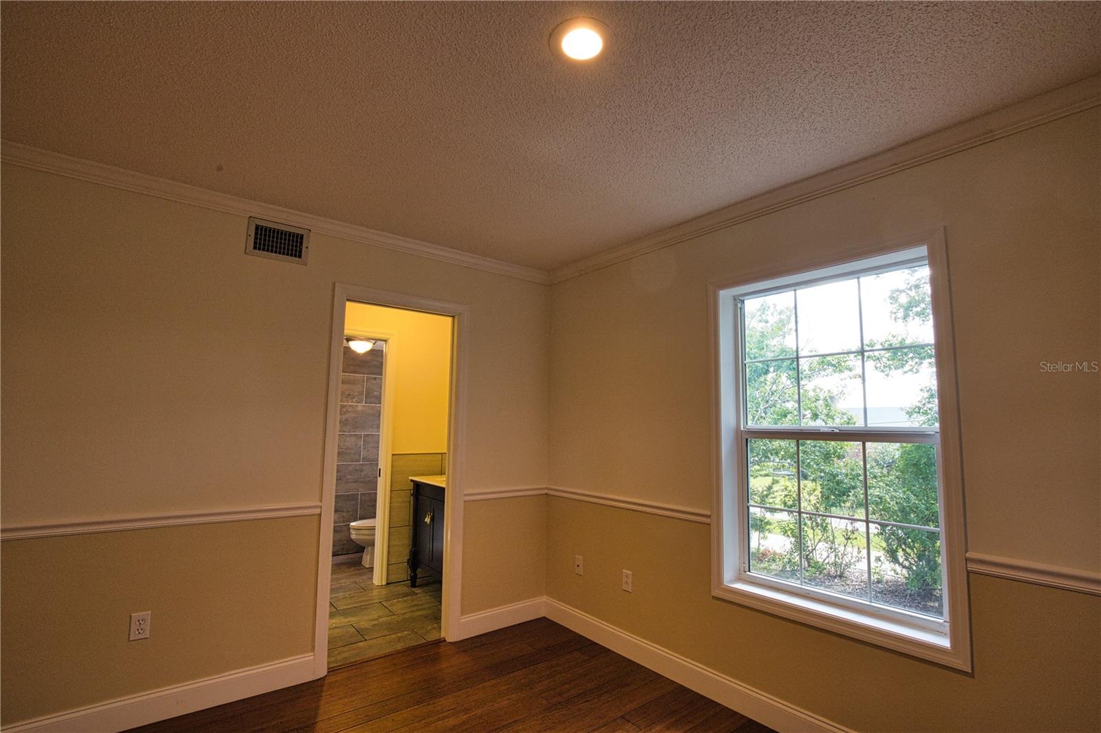 916 BAYSHORE DR — photo 52
