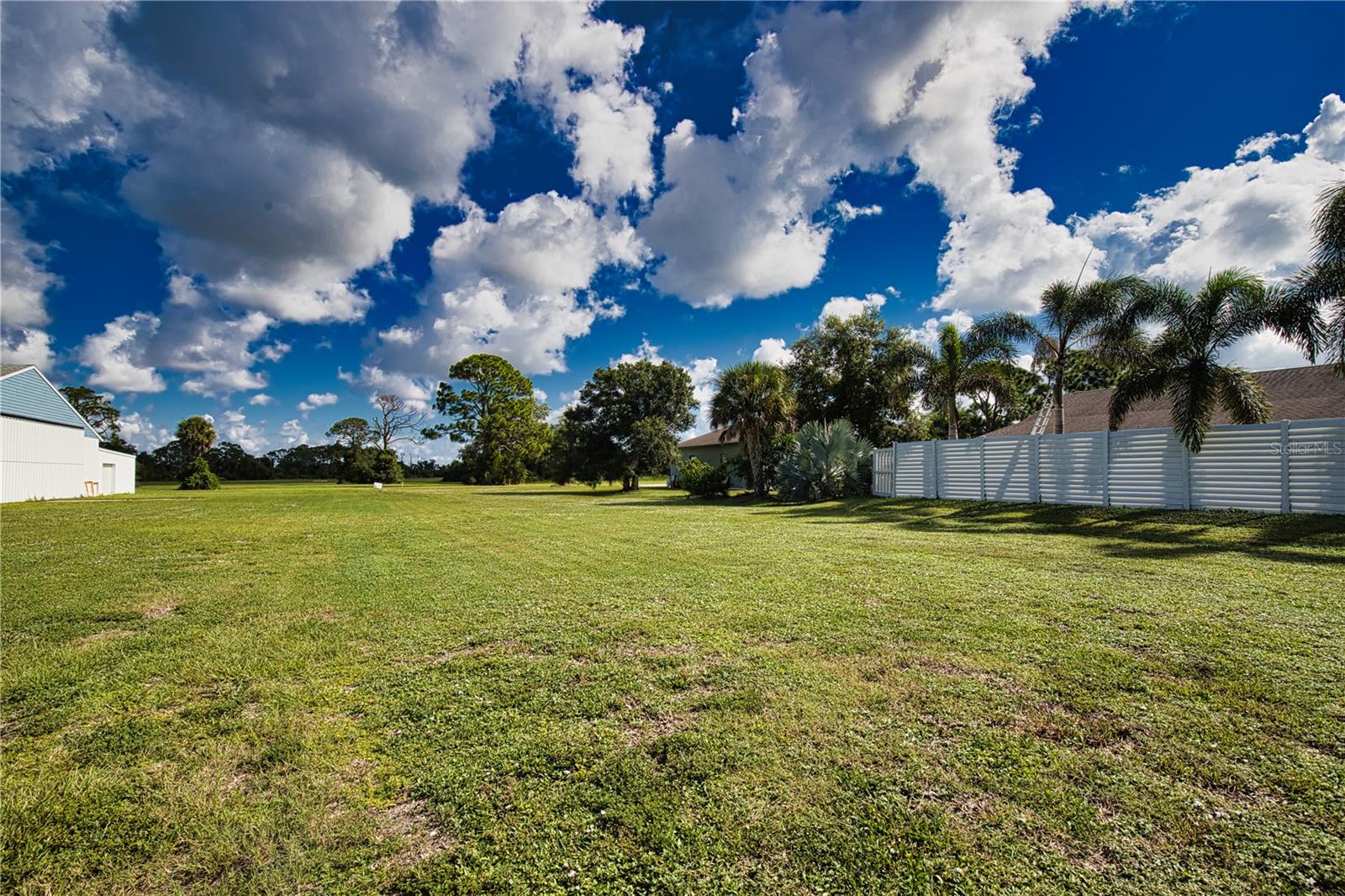 916 BAYSHORE DR — photo 89