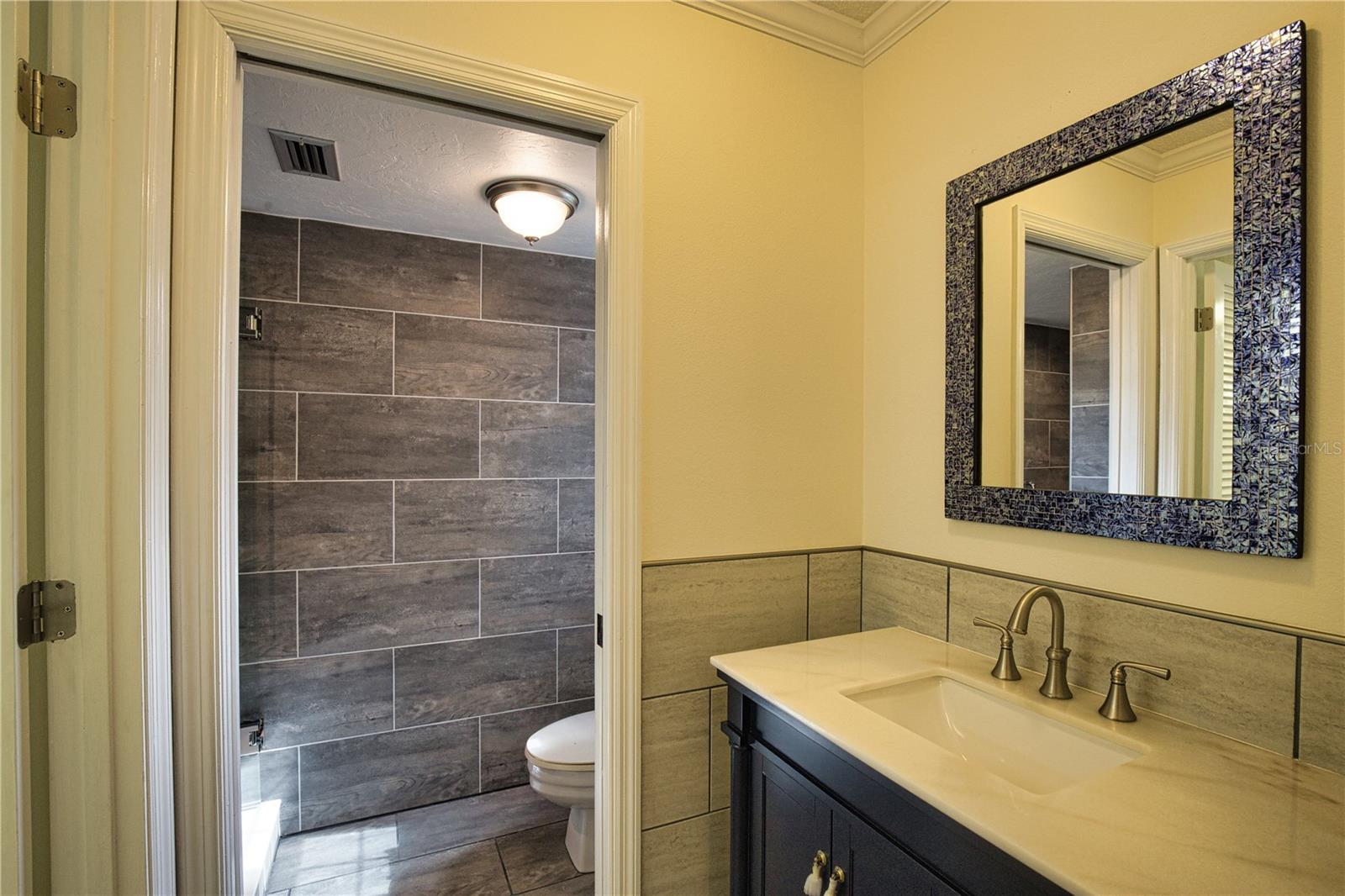 916 BAYSHORE DR — photo 53