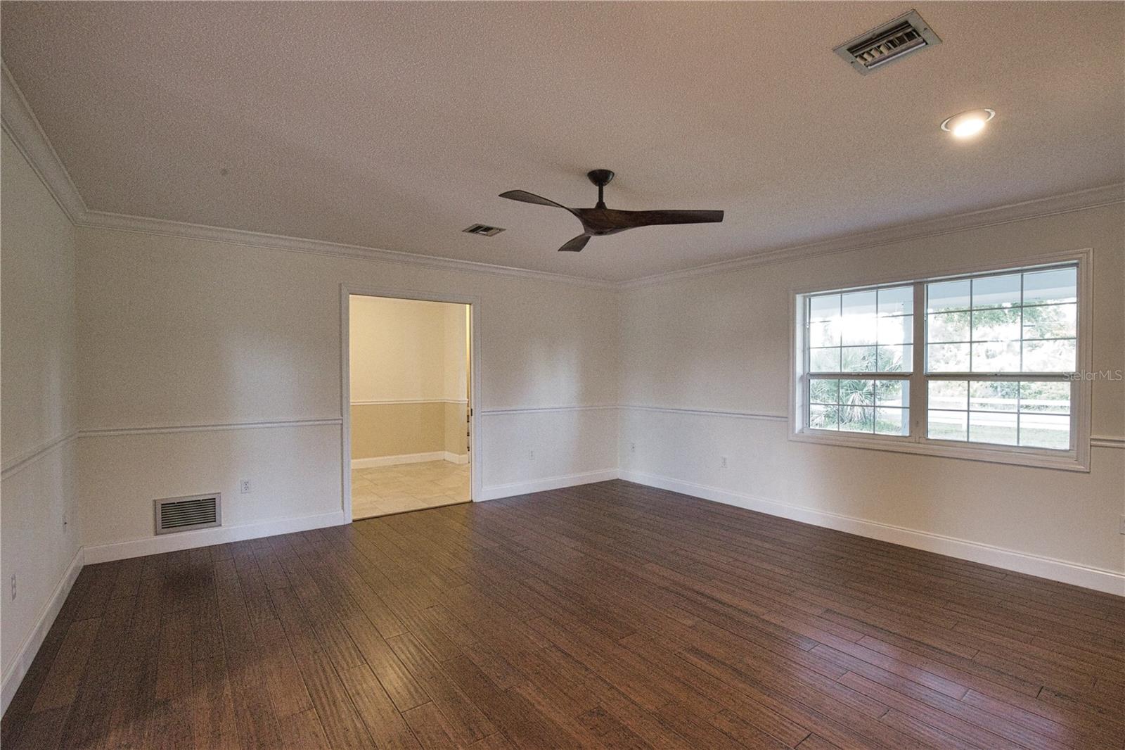 916 BAYSHORE DR — photo 25