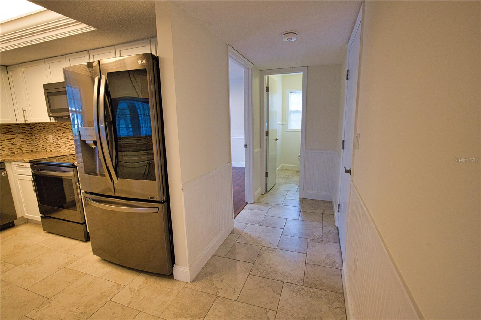 916 BAYSHORE DR — photo 41