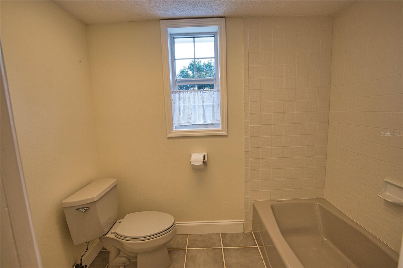 916 BAYSHORE DR — photo 65