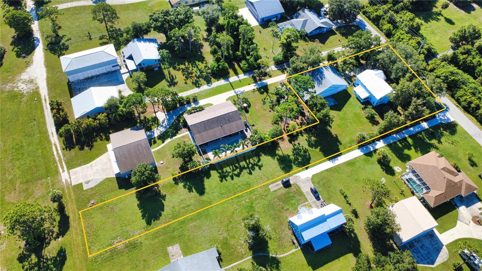 916 BAYSHORE DR — photo 94