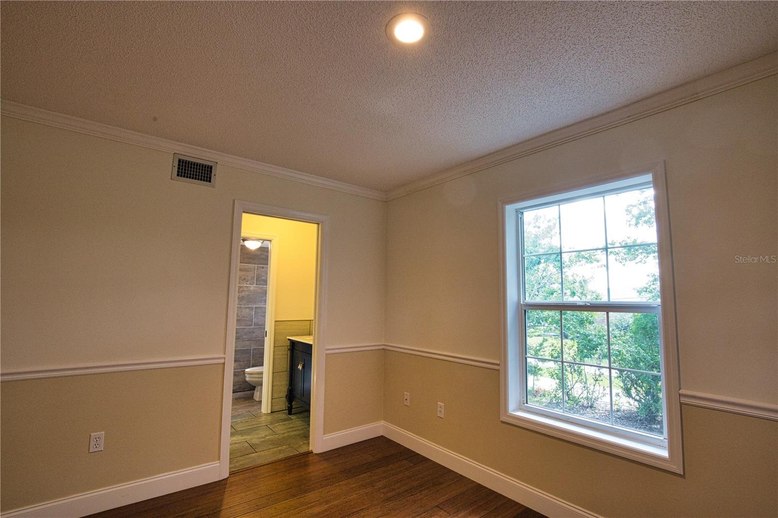 916 BAYSHORE DR — photo 51