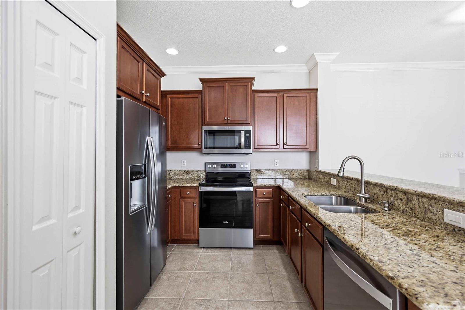 7927 LIMESTONE LN #13-203 — photo 9