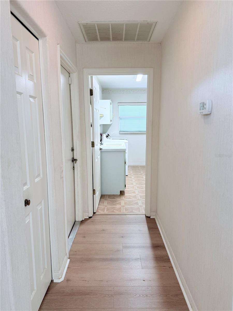 13928 TENNYSON DR — photo 36