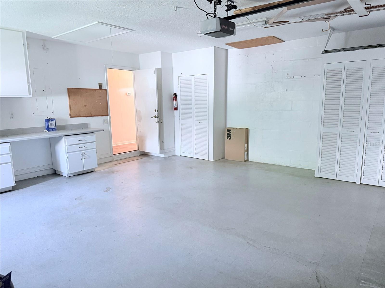 13928 TENNYSON DR — photo 47