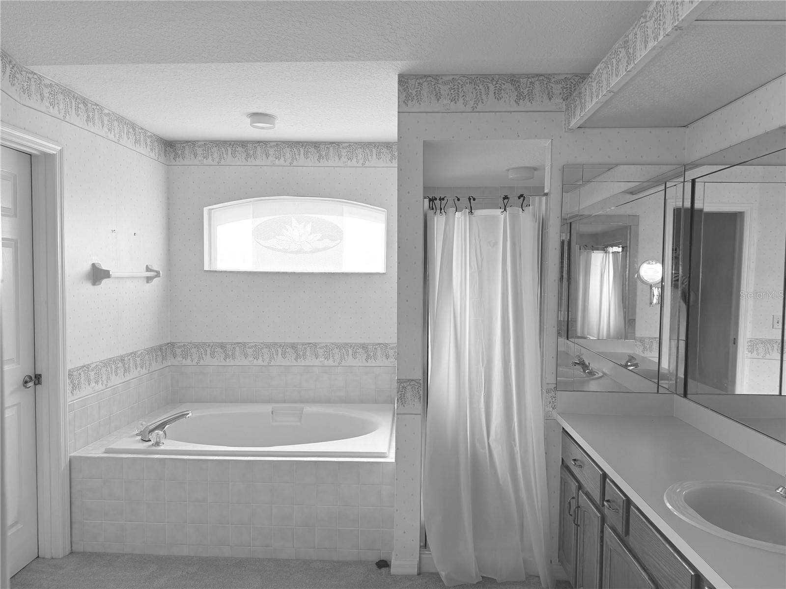 13928 TENNYSON DR — photo 16