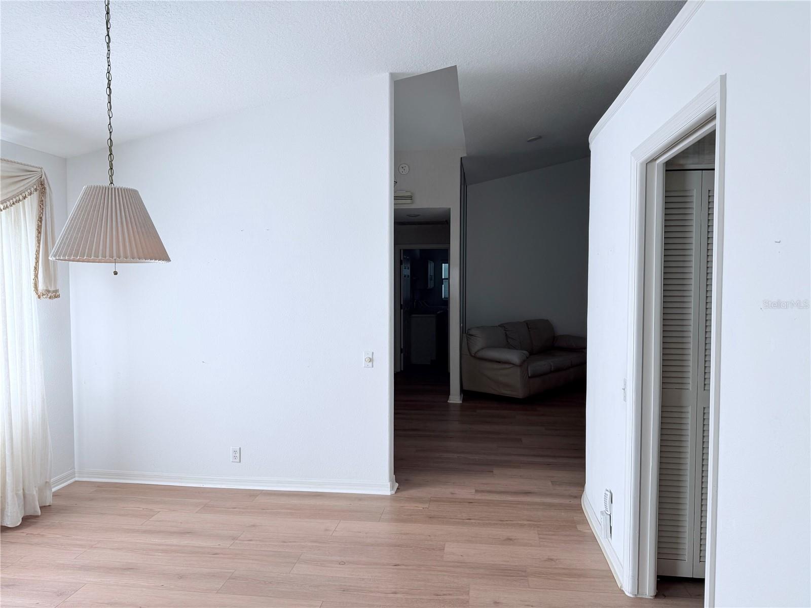 13928 TENNYSON DR — photo 24