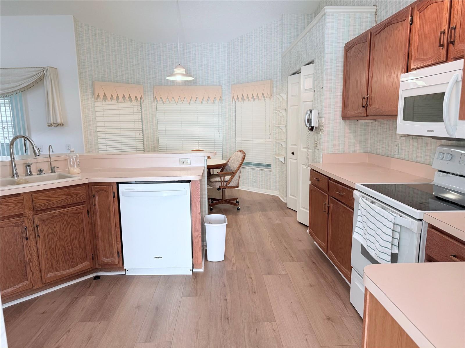 13928 TENNYSON DR — photo 25