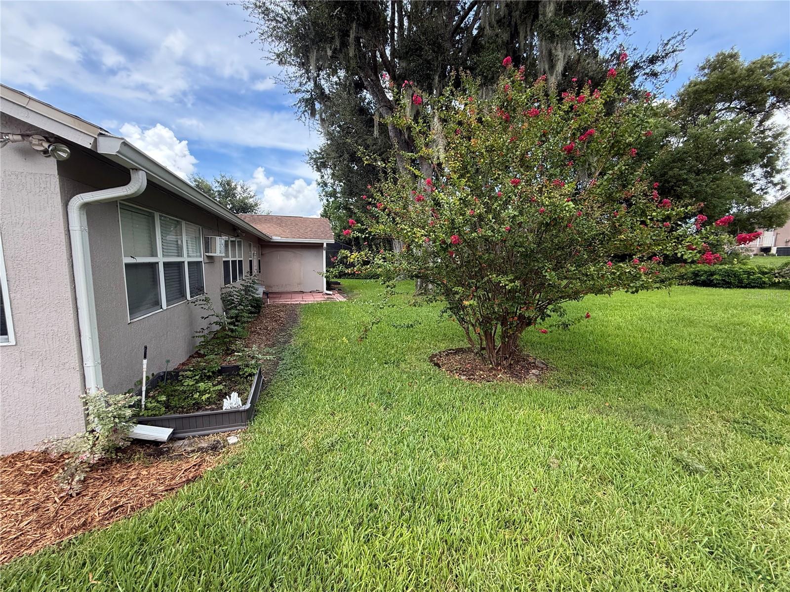 13928 TENNYSON DR — photo 5