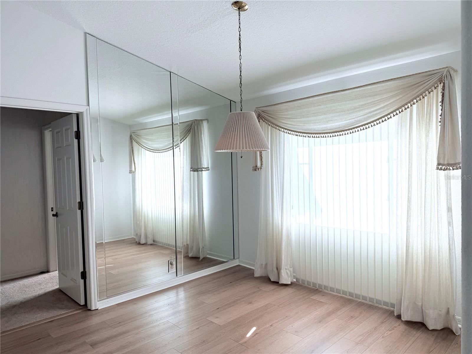 13928 TENNYSON DR — photo 11