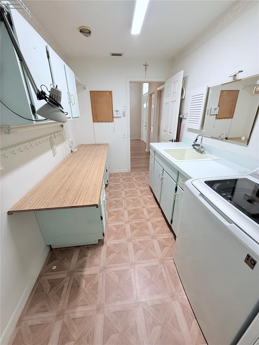 13928 TENNYSON DR — photo 43