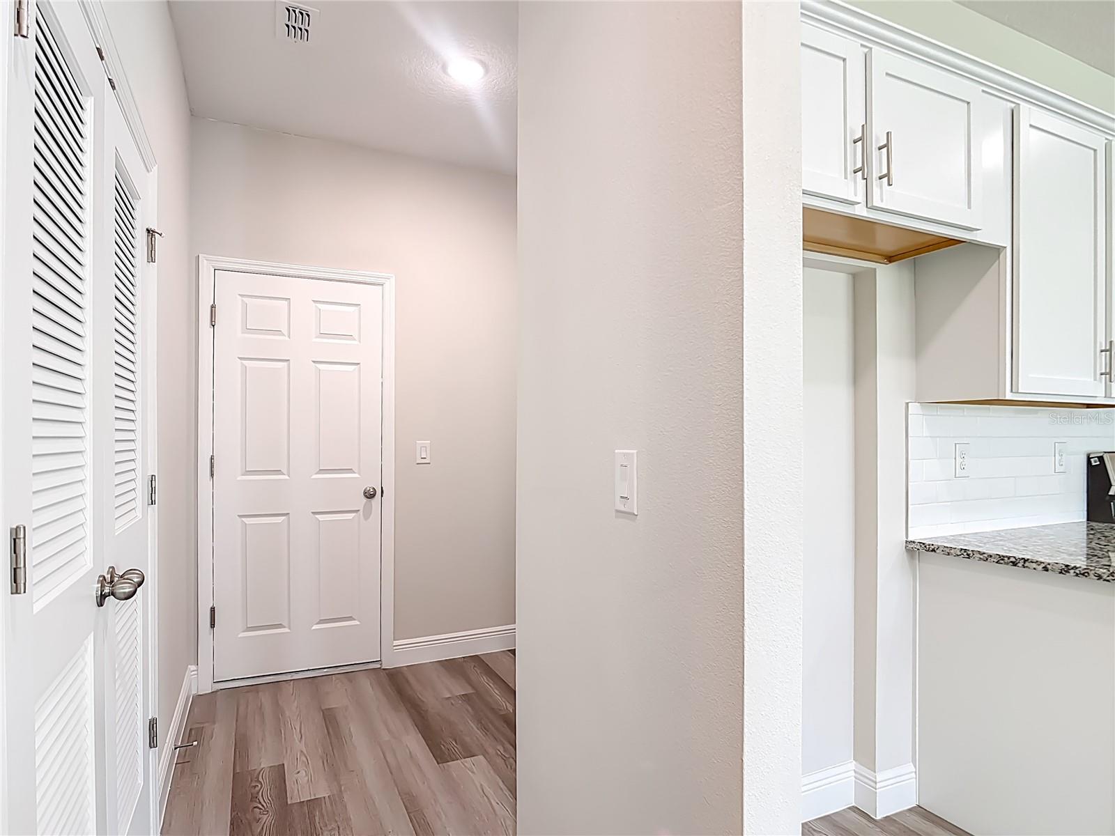 3008 BREWSTER RD — photo 13
