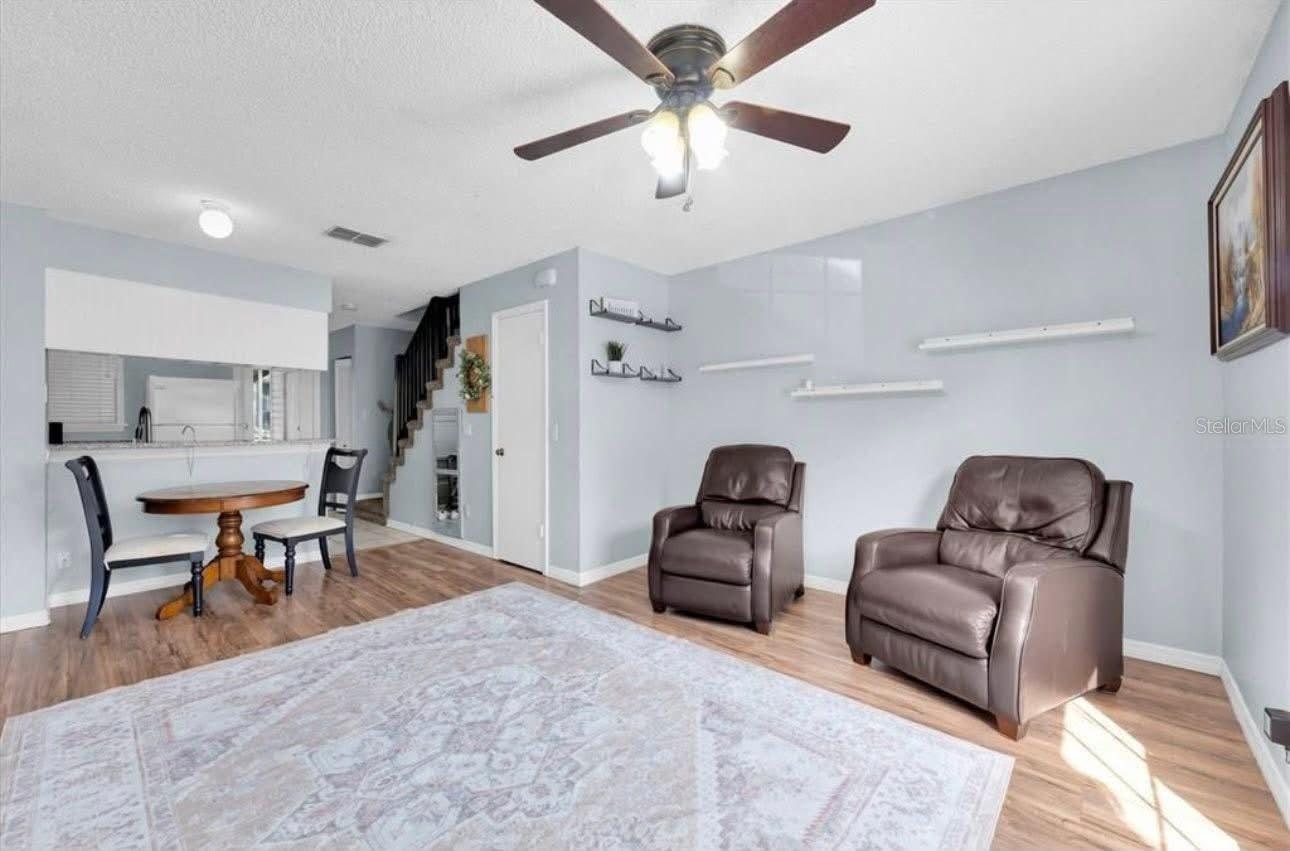 11338 STRATTON PARK DR — photo 8