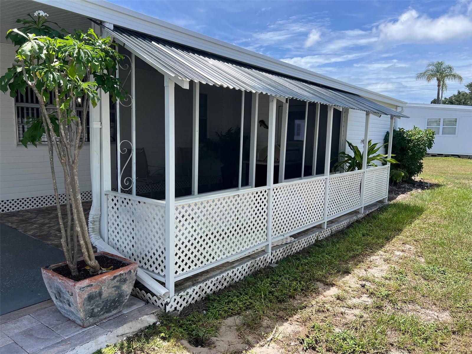 845 CANE PALM ST — photo 3