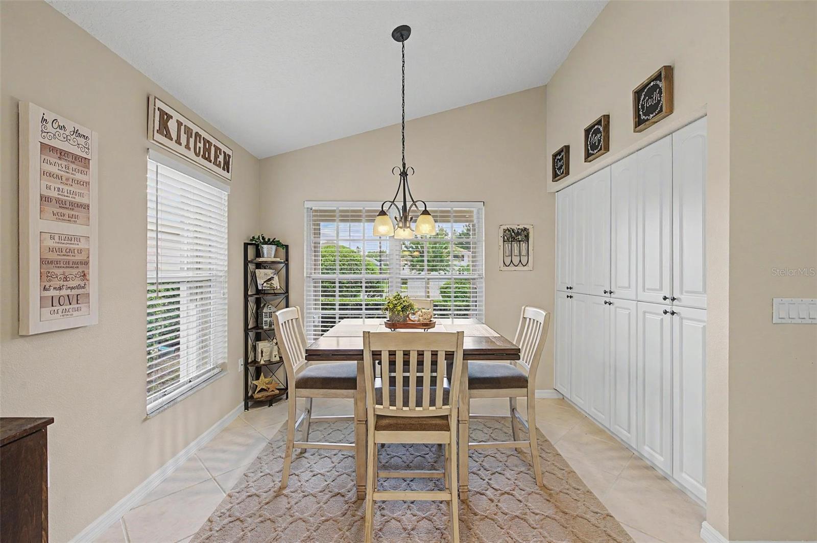 1808 ORCHARDGROVE AVE — photo 16