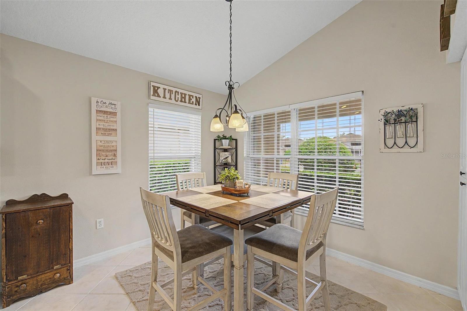 1808 ORCHARDGROVE AVE — photo 17