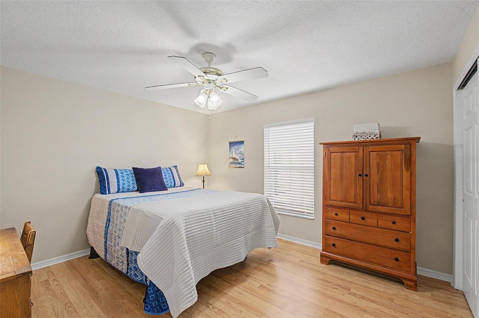 1808 ORCHARDGROVE AVE — photo 24