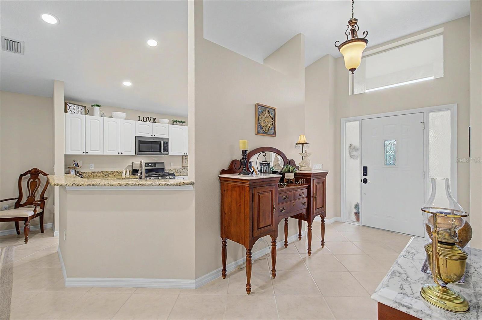 1808 ORCHARDGROVE AVE — photo 18