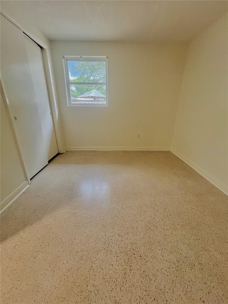 1390 SATSUMA ST — photo 16