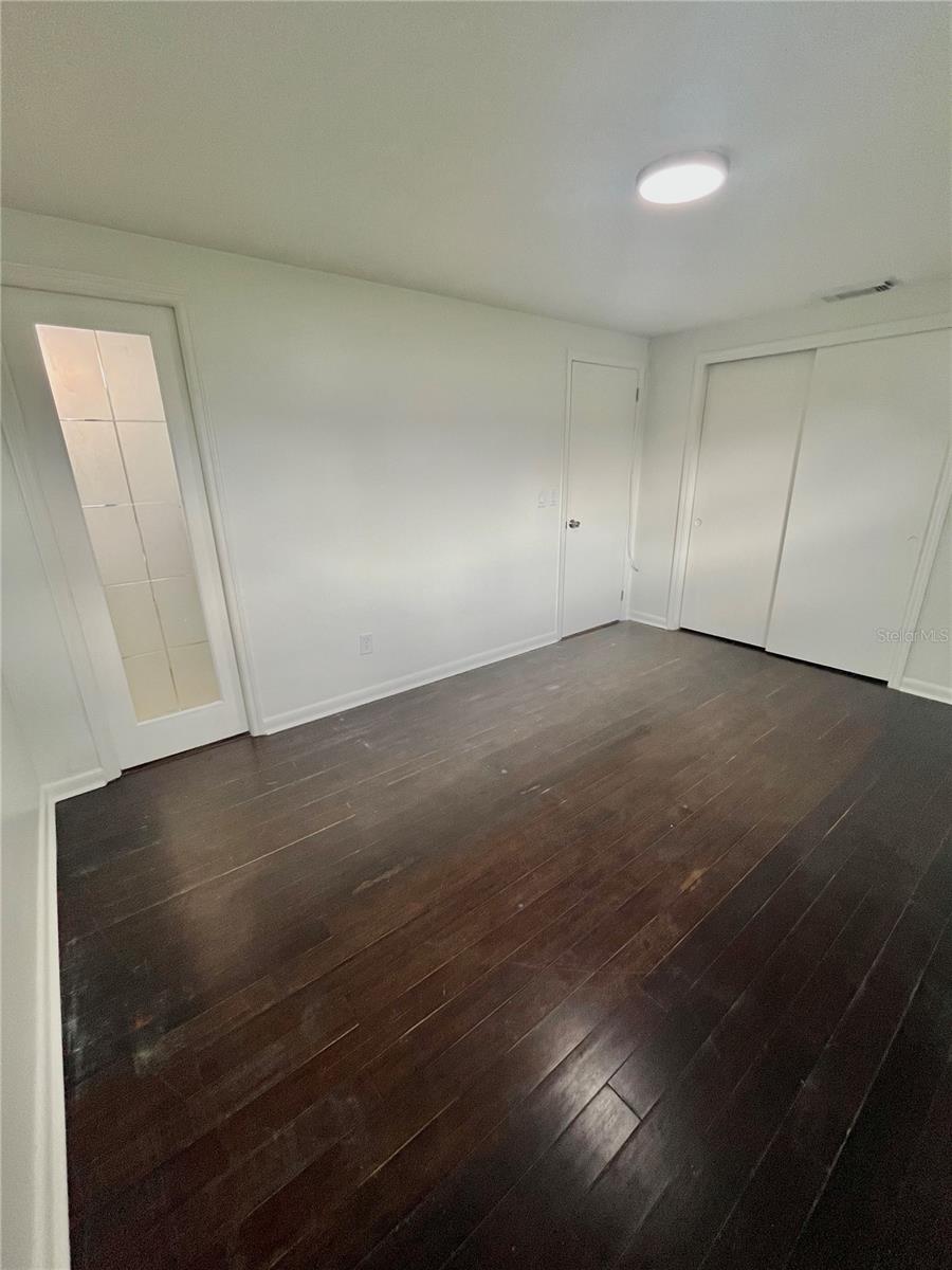 1390 SATSUMA ST — photo 9