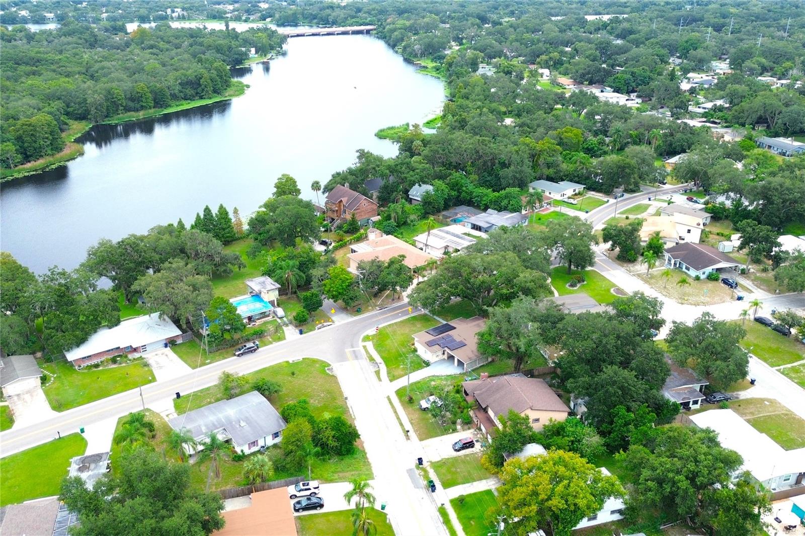 3201 RIVER GROVE DR — photo 81