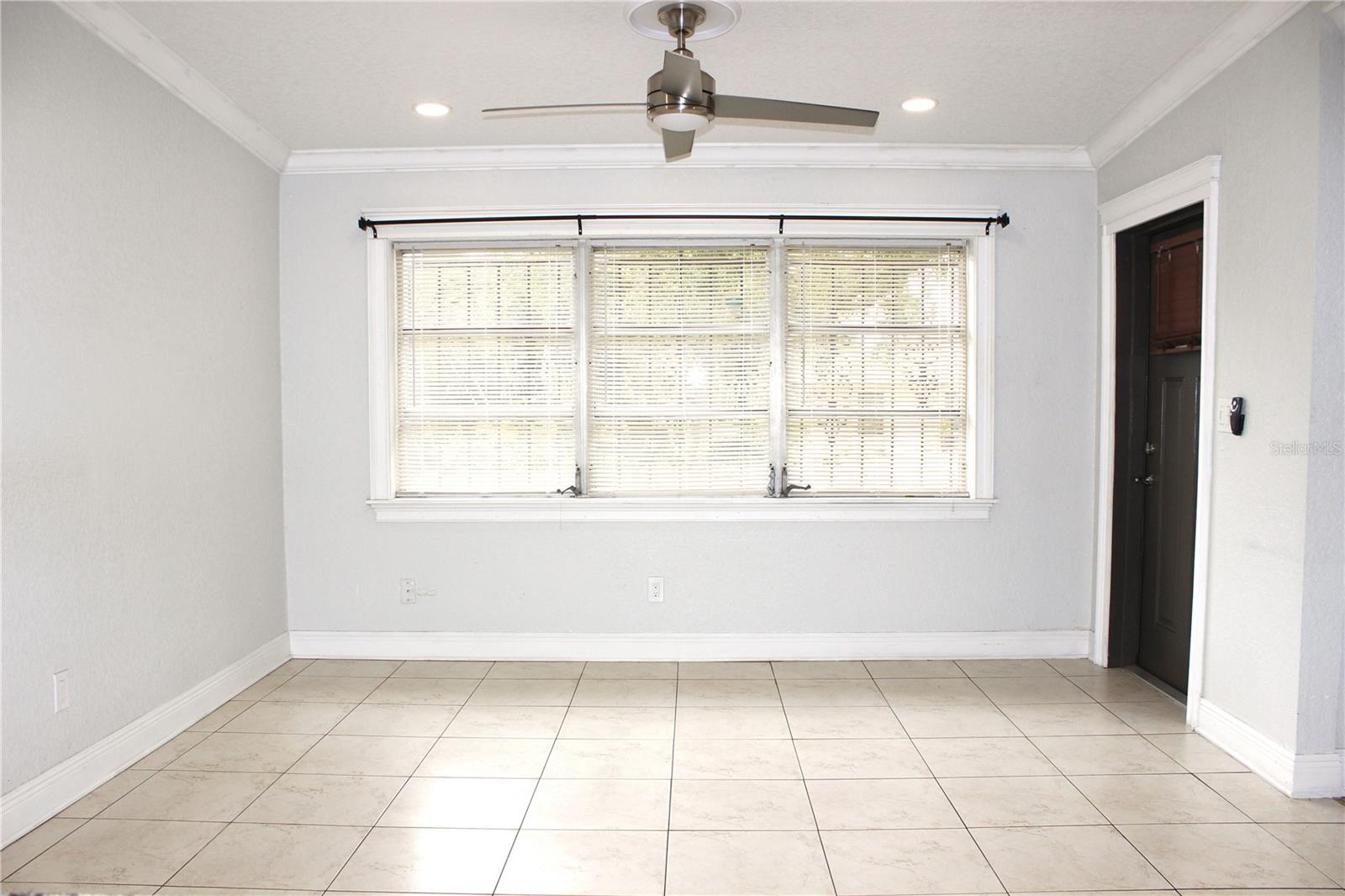 3201 RIVER GROVE DR — photo 10