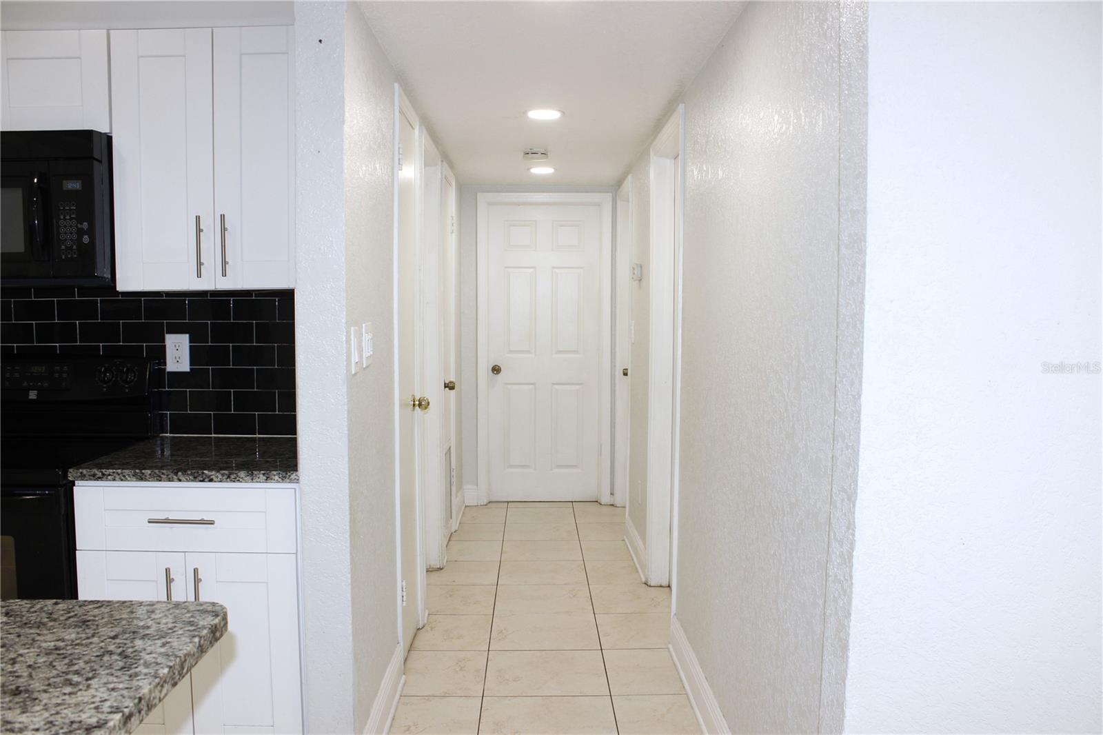 3201 RIVER GROVE DR — photo 34