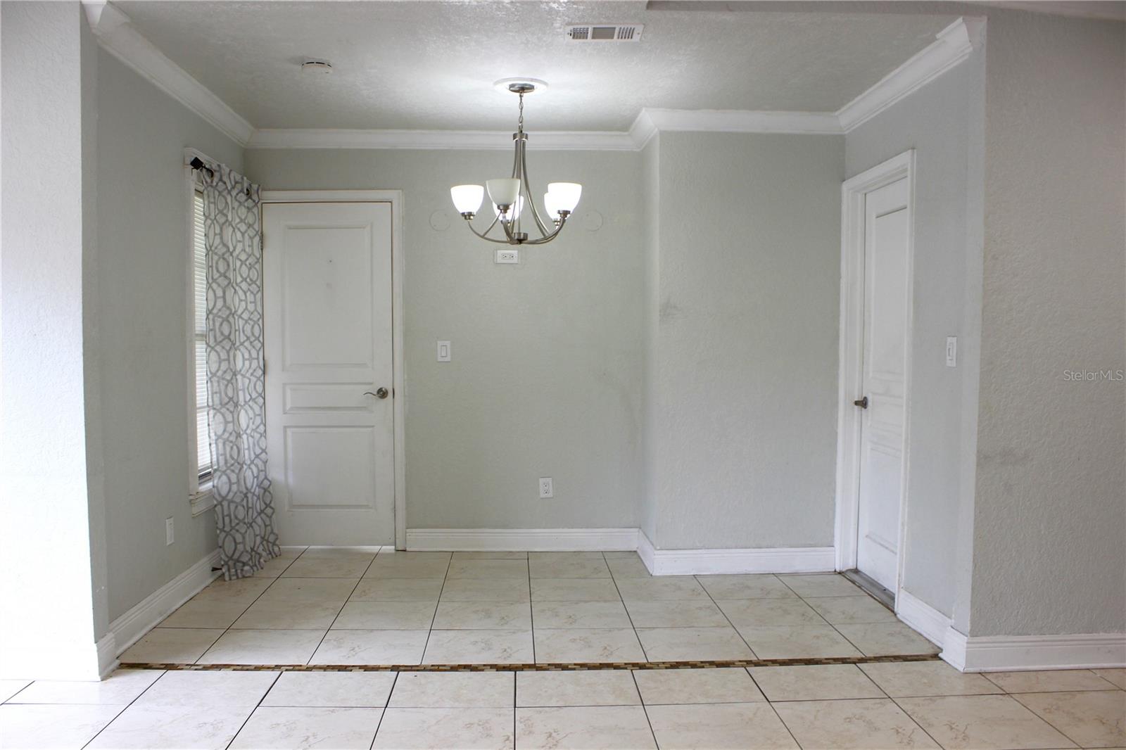 3201 RIVER GROVE DR — photo 8