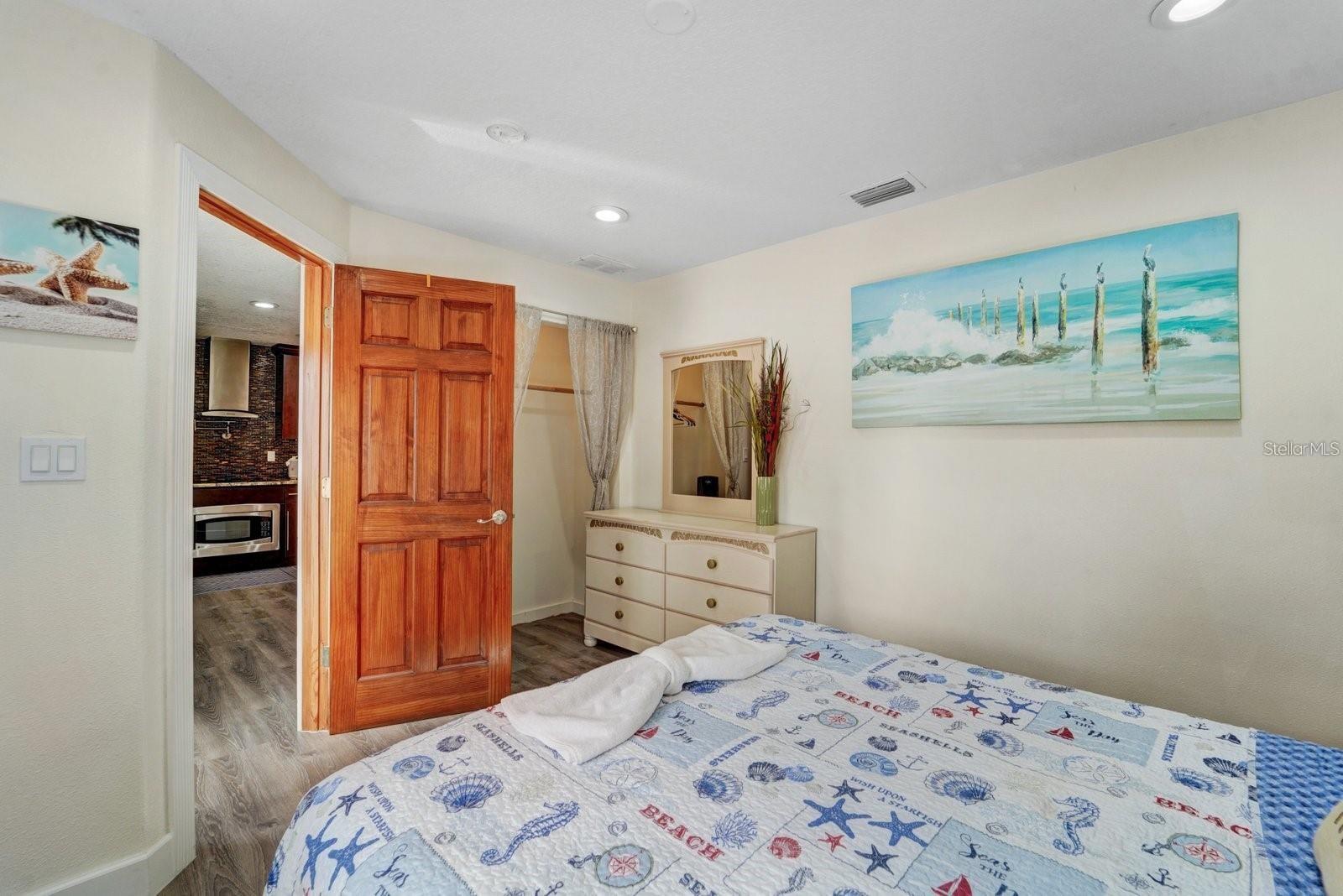 2598 WOOD ST — photo 11