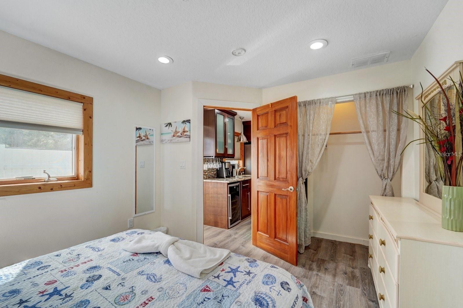 2598 WOOD ST — photo 12