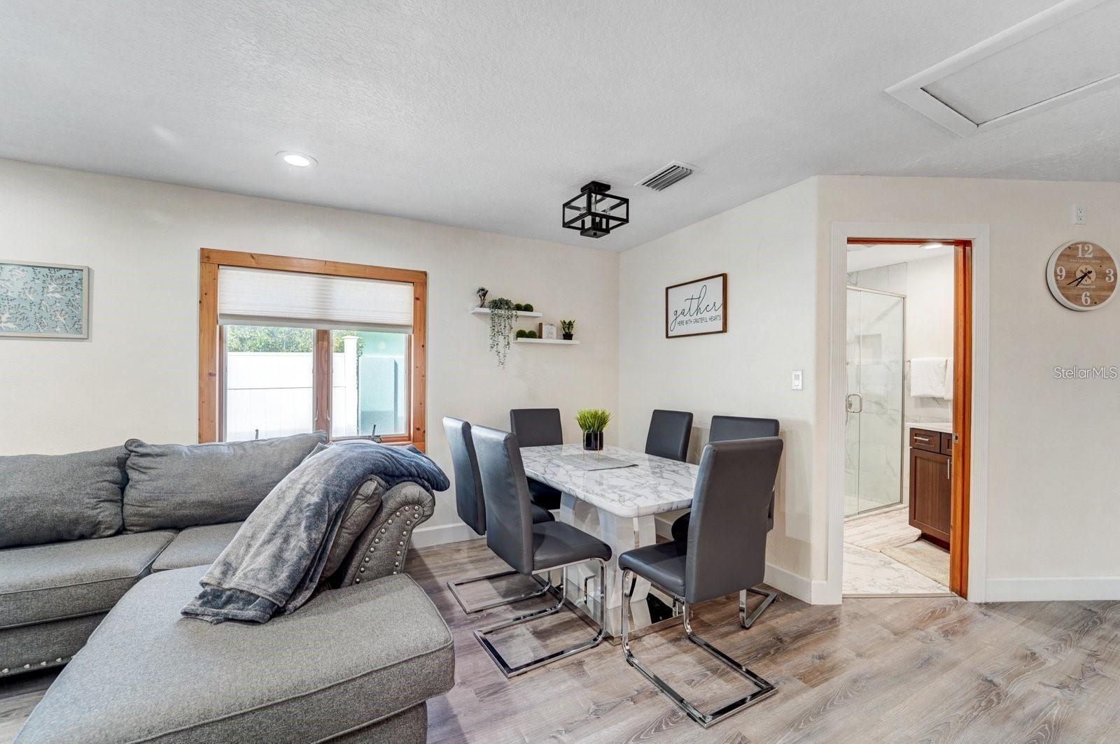2598 WOOD ST — photo 18