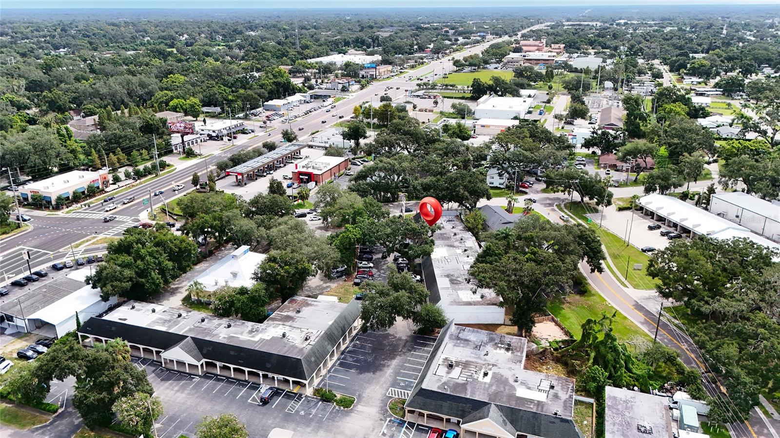 110 LITHIA PINECREST RD #D — photo 25