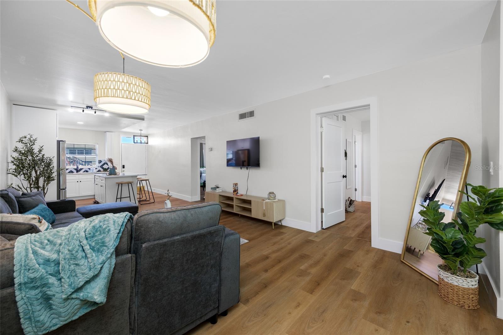1433 S BELCHER RD #F9 — photo 35