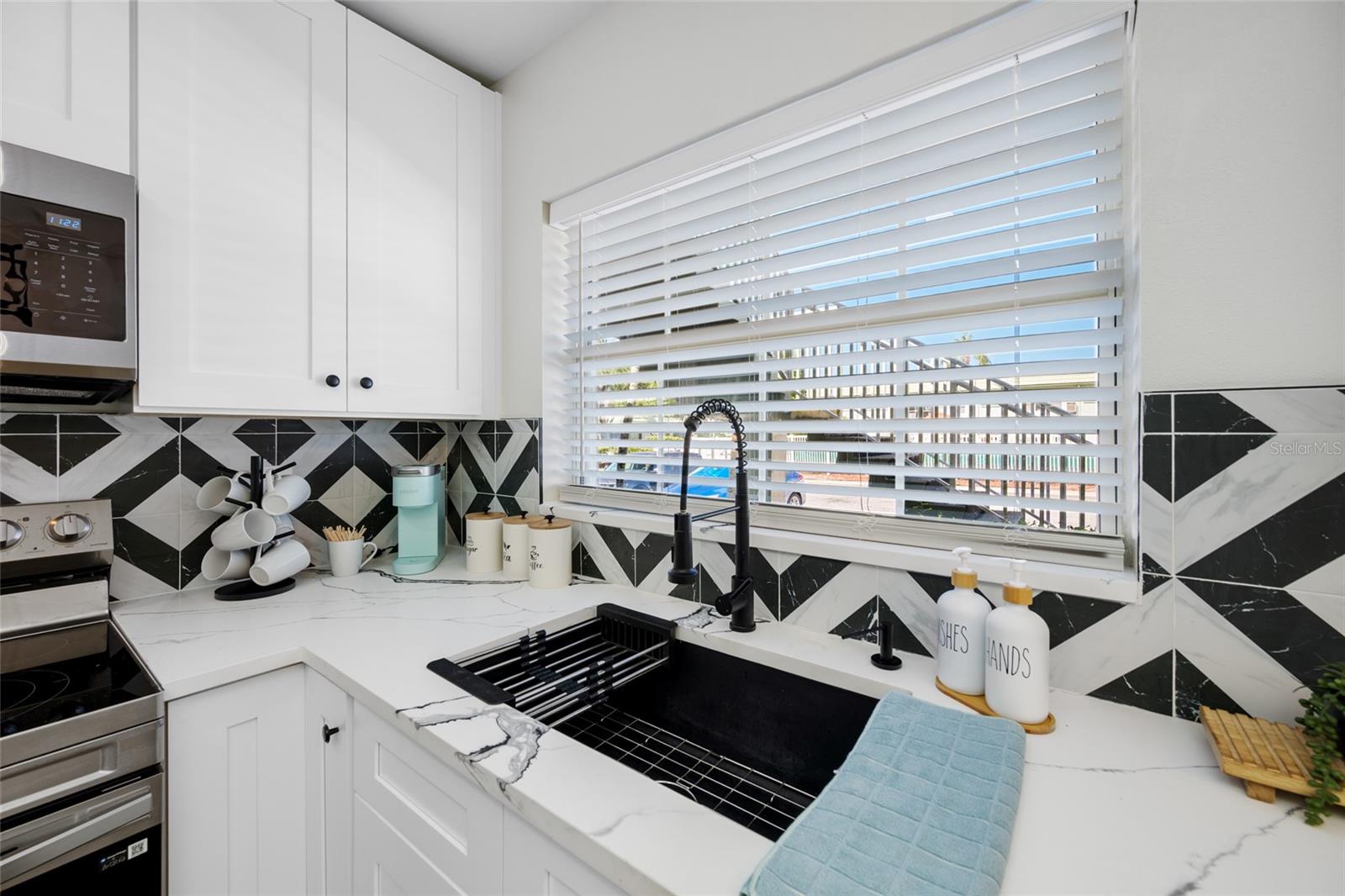 1433 S BELCHER RD #F9 — photo 30