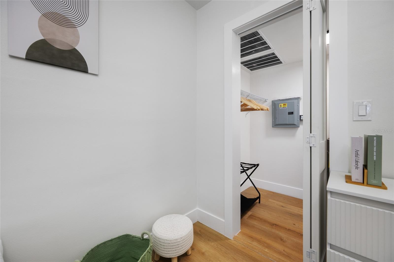 1433 S BELCHER RD #F9 — photo 13
