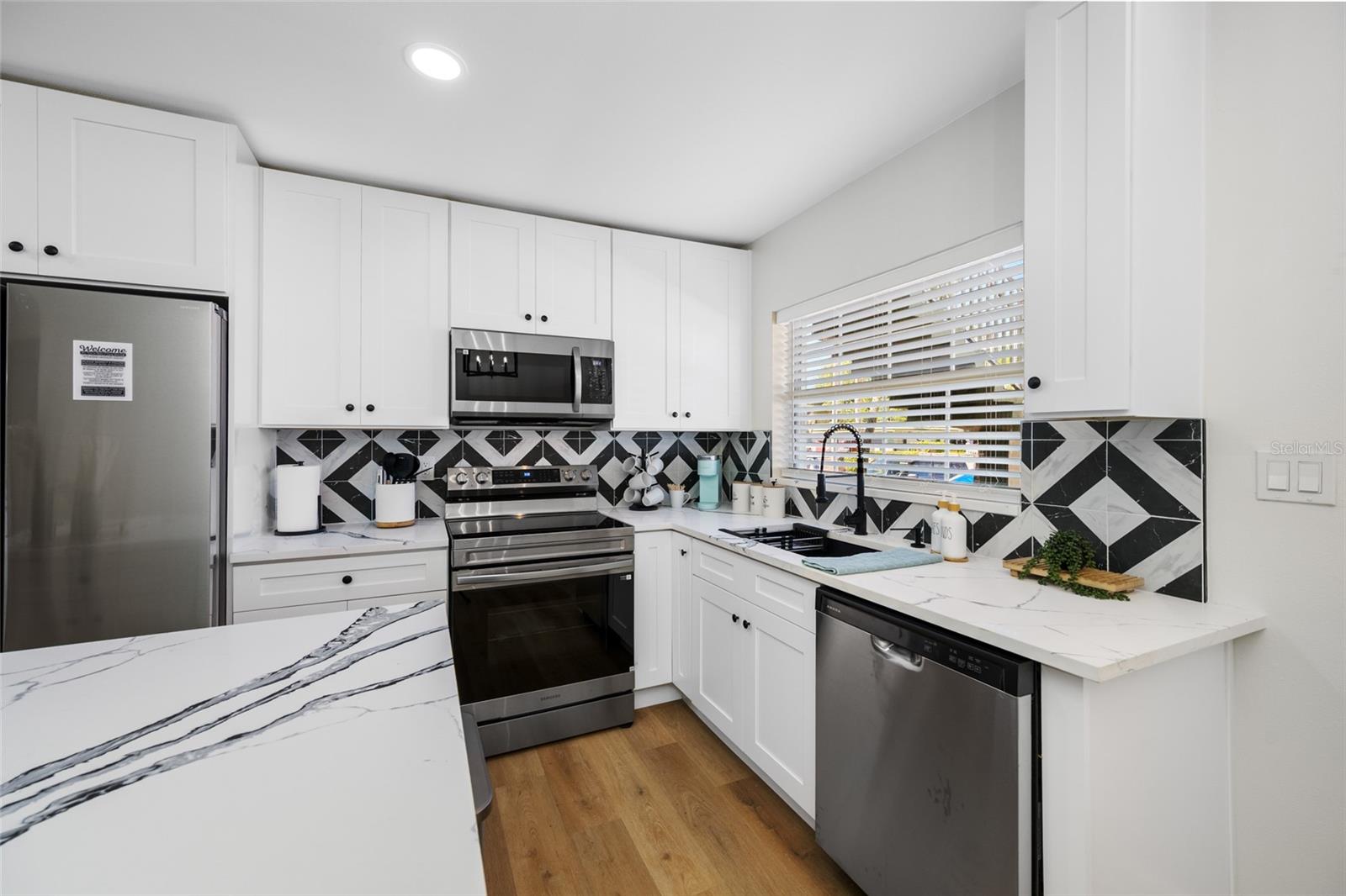 1433 S BELCHER RD #F9 — photo 31