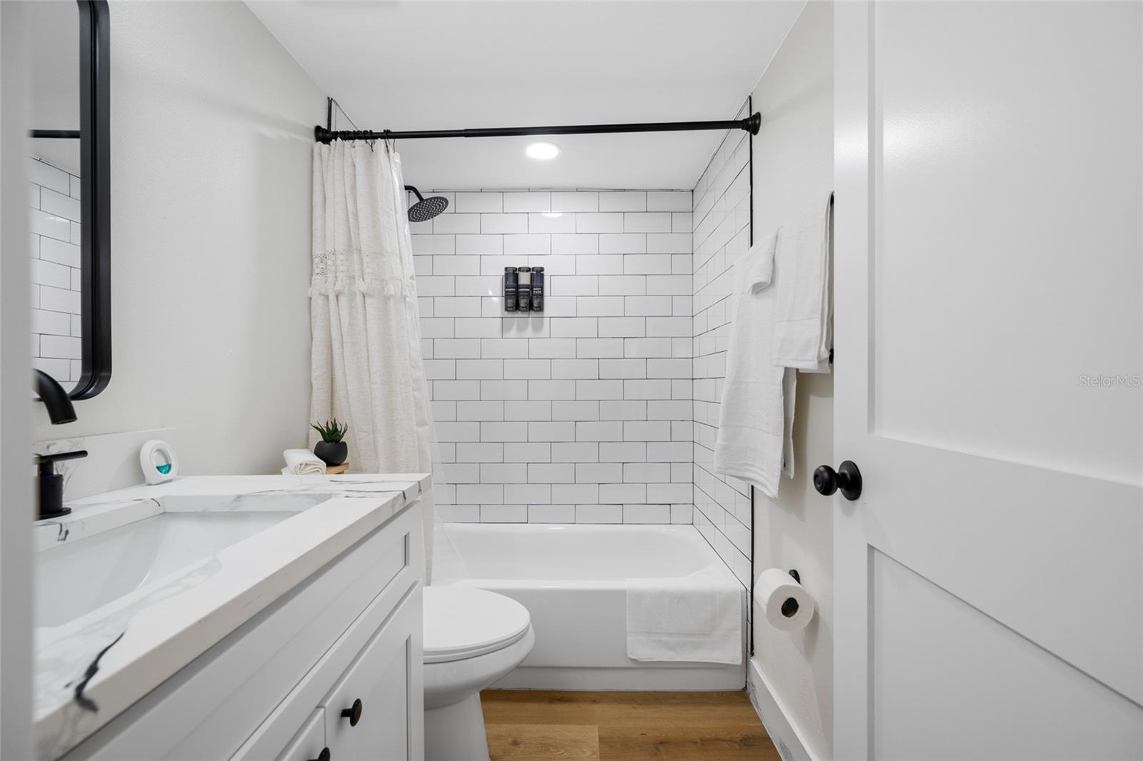 1433 S BELCHER RD #F9 — photo 17