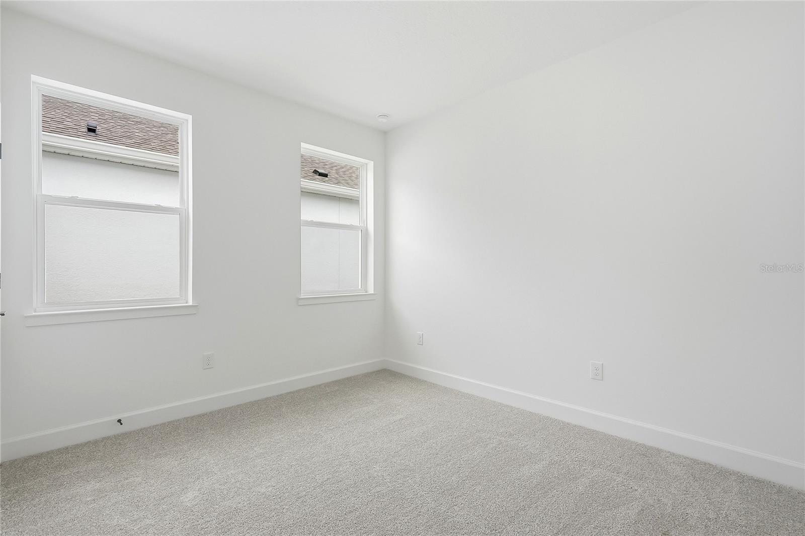 2015 AMELIA BAY PL — photo 29