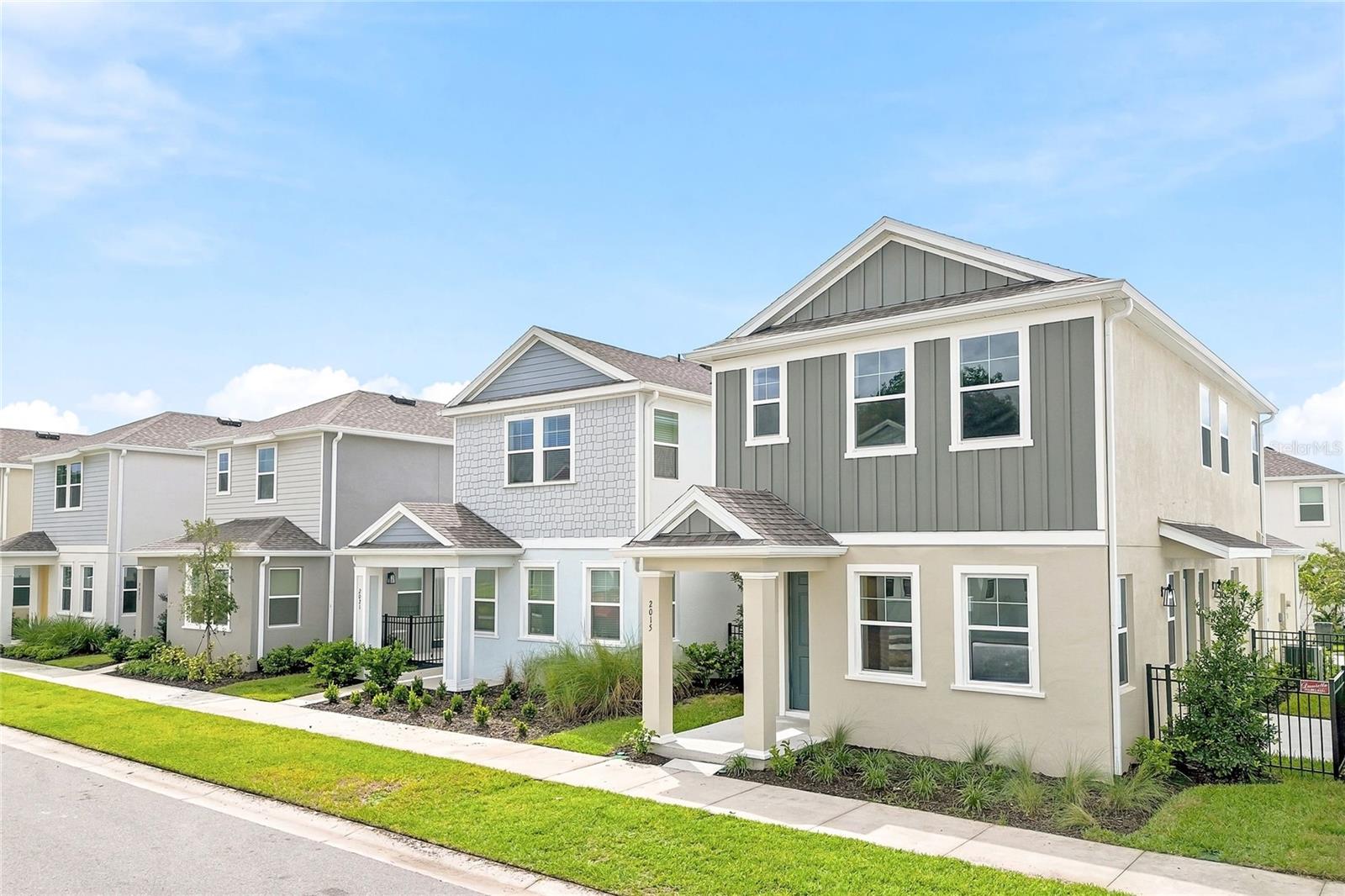 2015 AMELIA BAY PL — photo 35